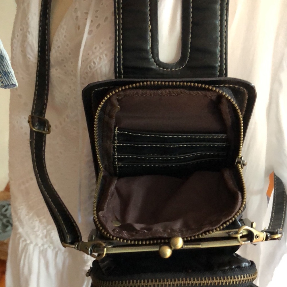 Crossbody Large Wallet Bag Black Adjustable/Removable Straps Travel Bag Passport - Picture 6 of 8